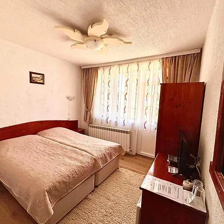 Meraklii Smilyan (Smolyan)