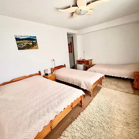 Meraklii Guest house *