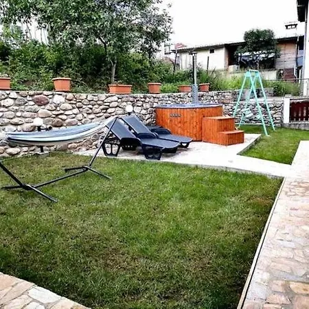 Meraklii Guest house