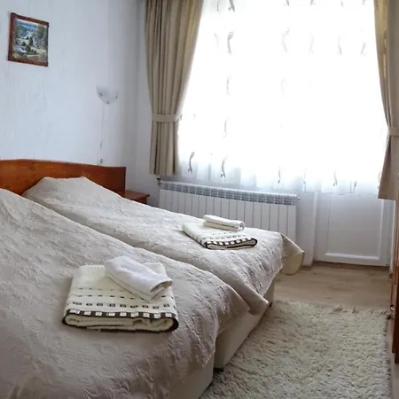 Meraklii Guest house